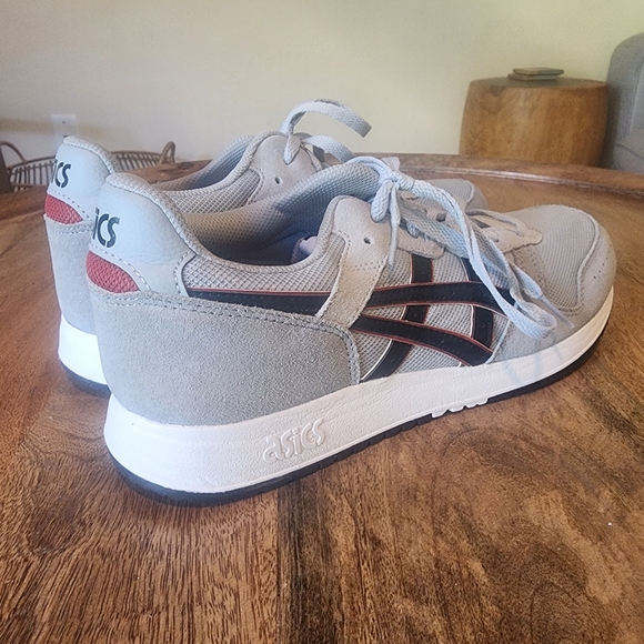 Asics Lyte Classic Shoe Mid Grey Black Unisex Men Sz 9.5 - Picture 2 of 11